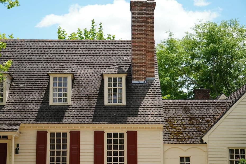 How roof pitch affects roof replacement costs