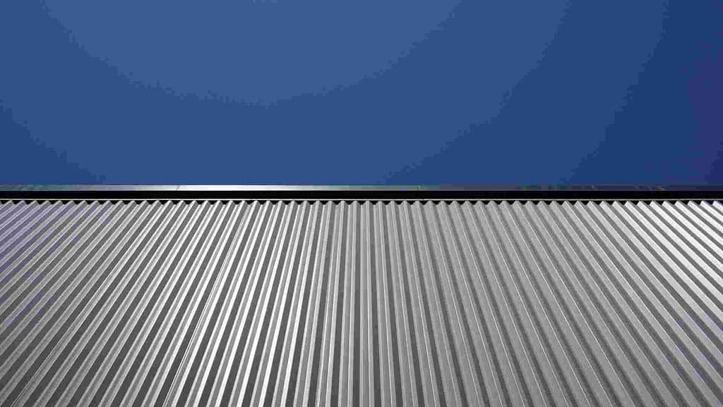 metal roof from Missouri roofing contractor