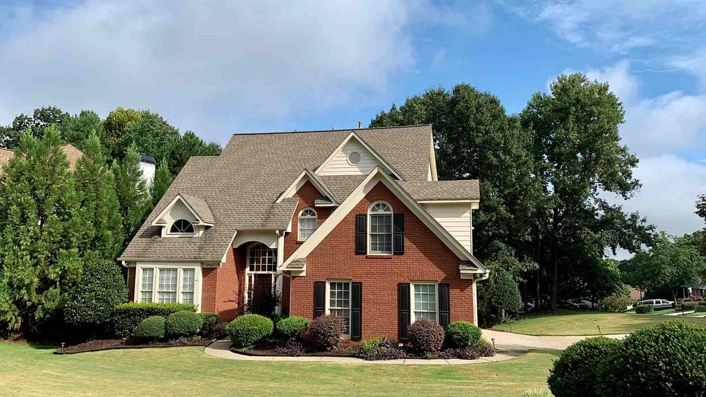 brown themed house scanned by Florida roofing calculator