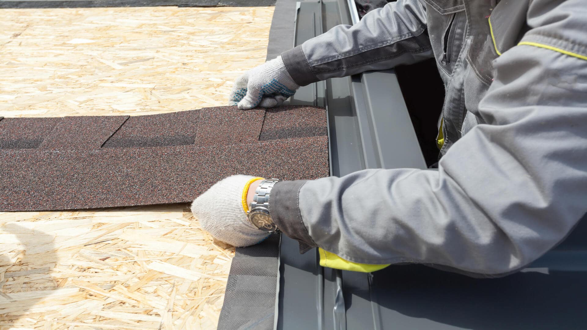 DIY vs. roof contractor