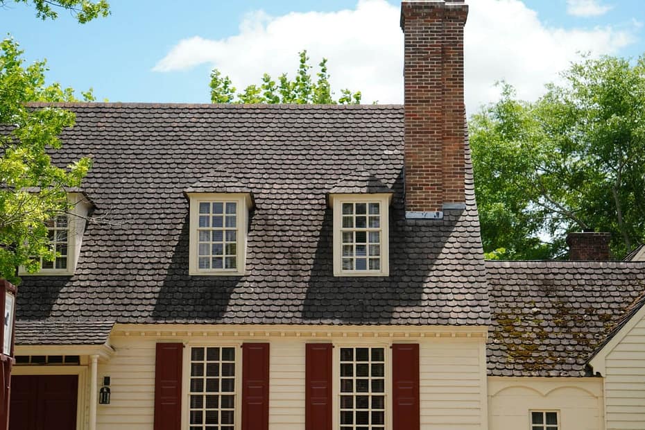 How roof pitch affects roof replacement costs